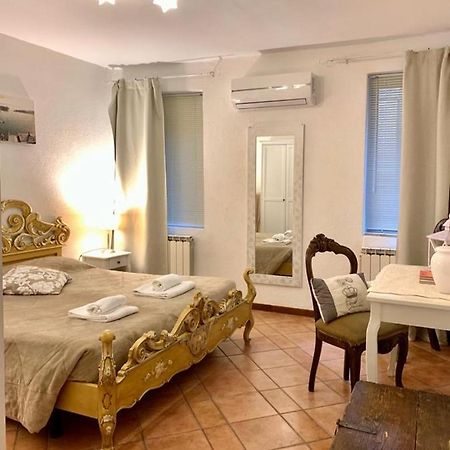 Ca' Giardini Boutique Apartment Venecia Exterior foto